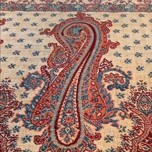 Lightweight Shaw or scarf